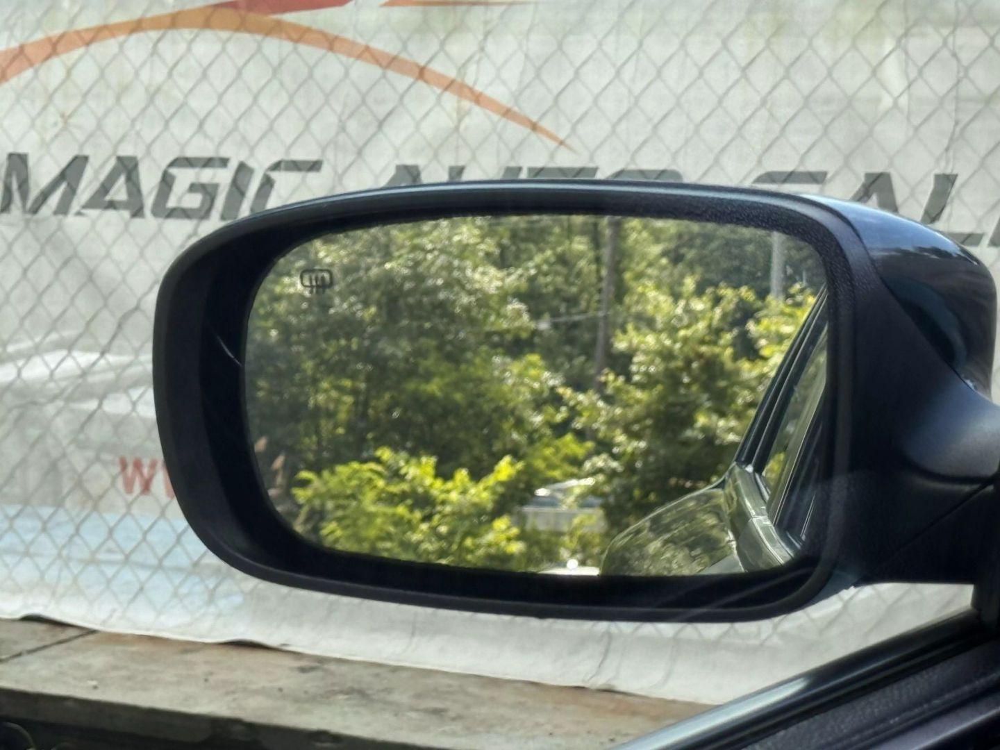 2019 Dodge Charger - Image 37