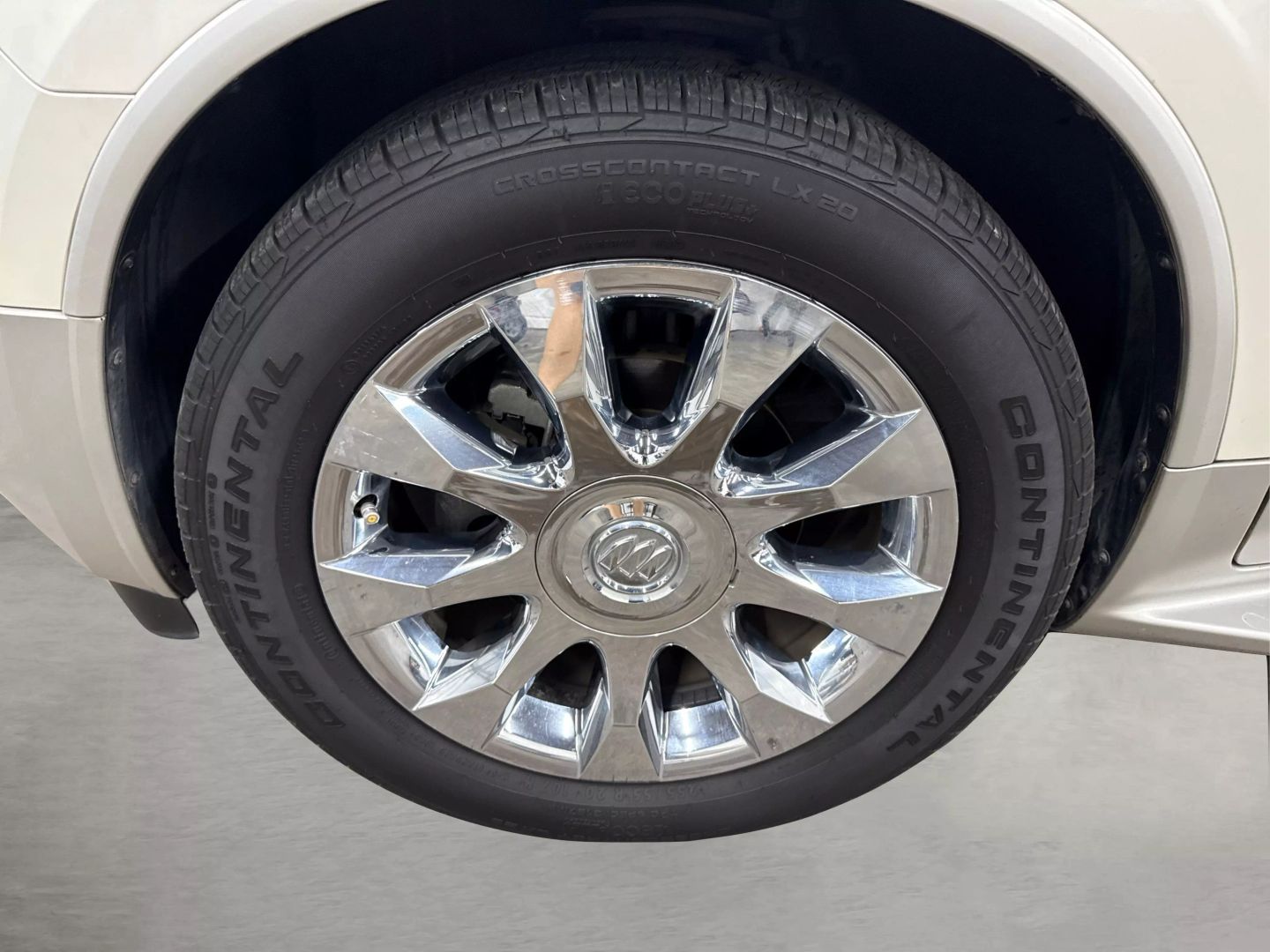 2011 Buick Enclave - Image 18