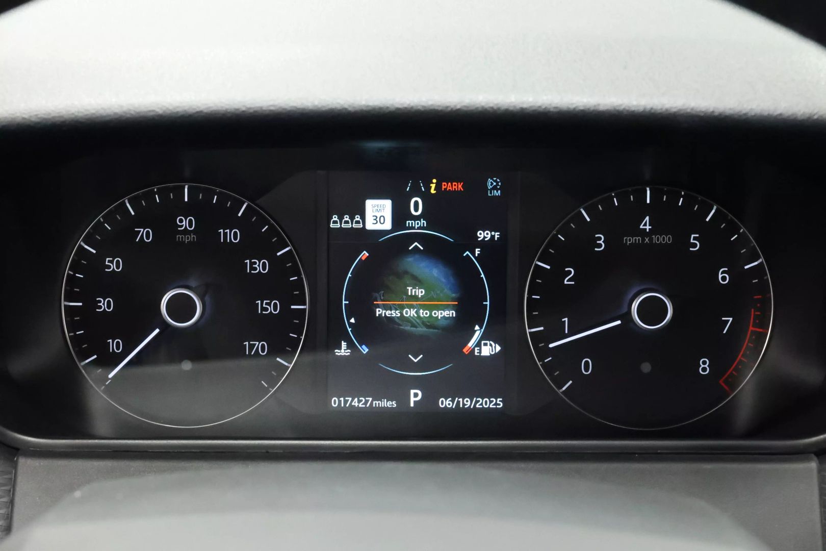 2019 Land Rover Range Rover Velar - Image 28