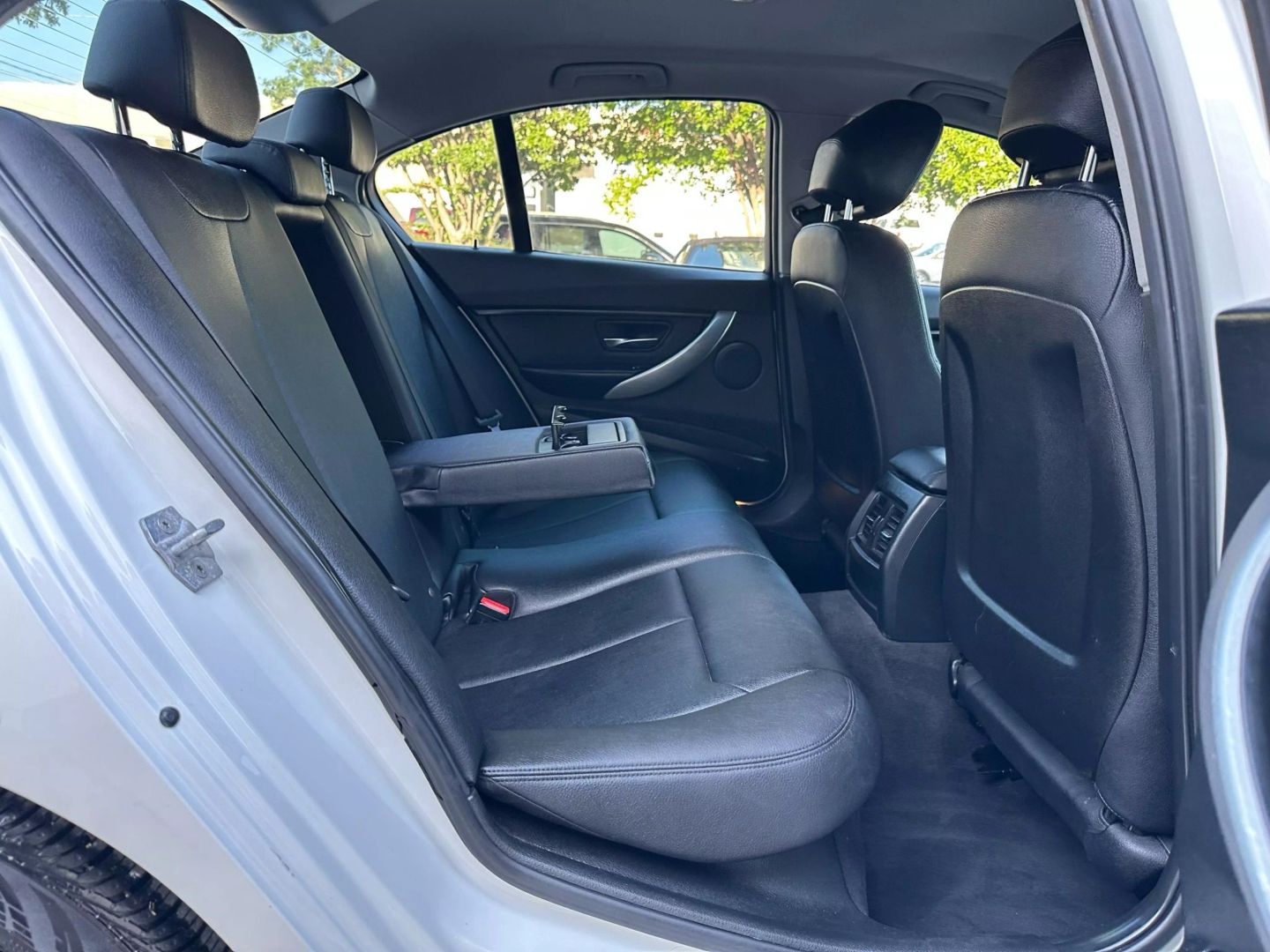 2017 Bmw 3 Series - Image 23