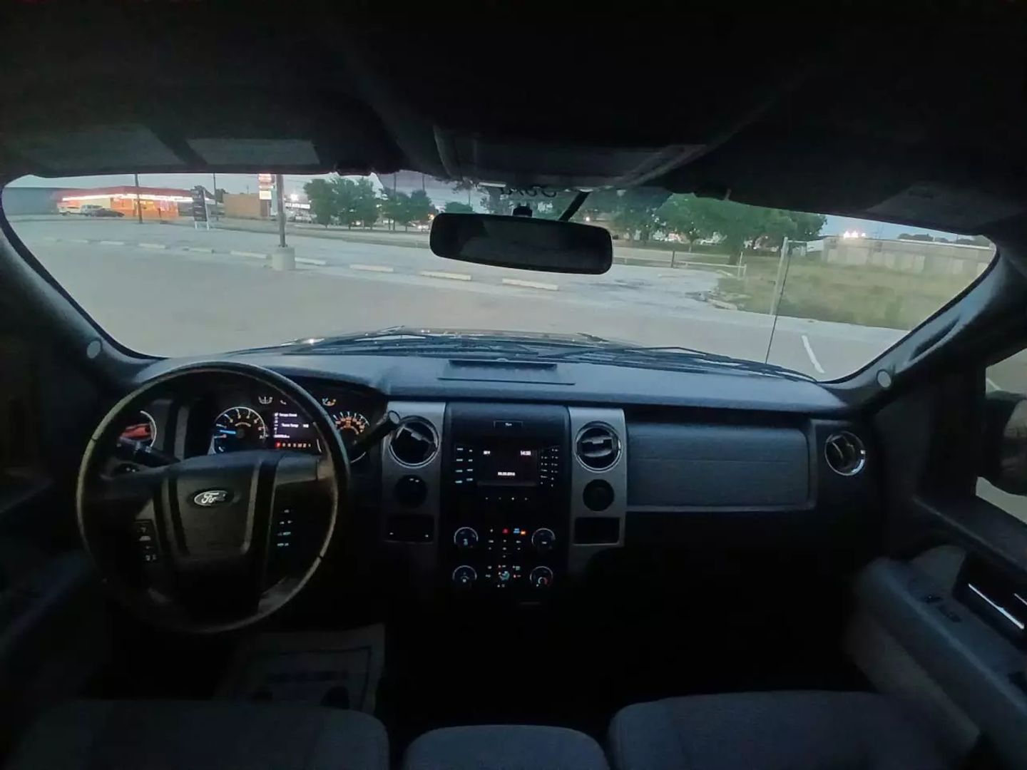 2014 Ford F150 Supercrew Cab - Image 9