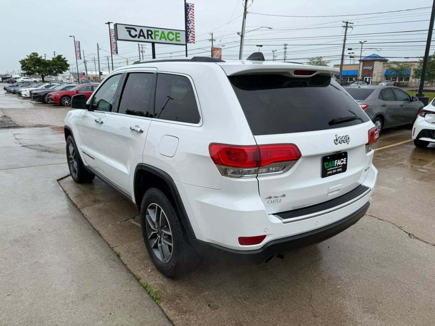 2019 Jeep Grand Cherokee - Image 8