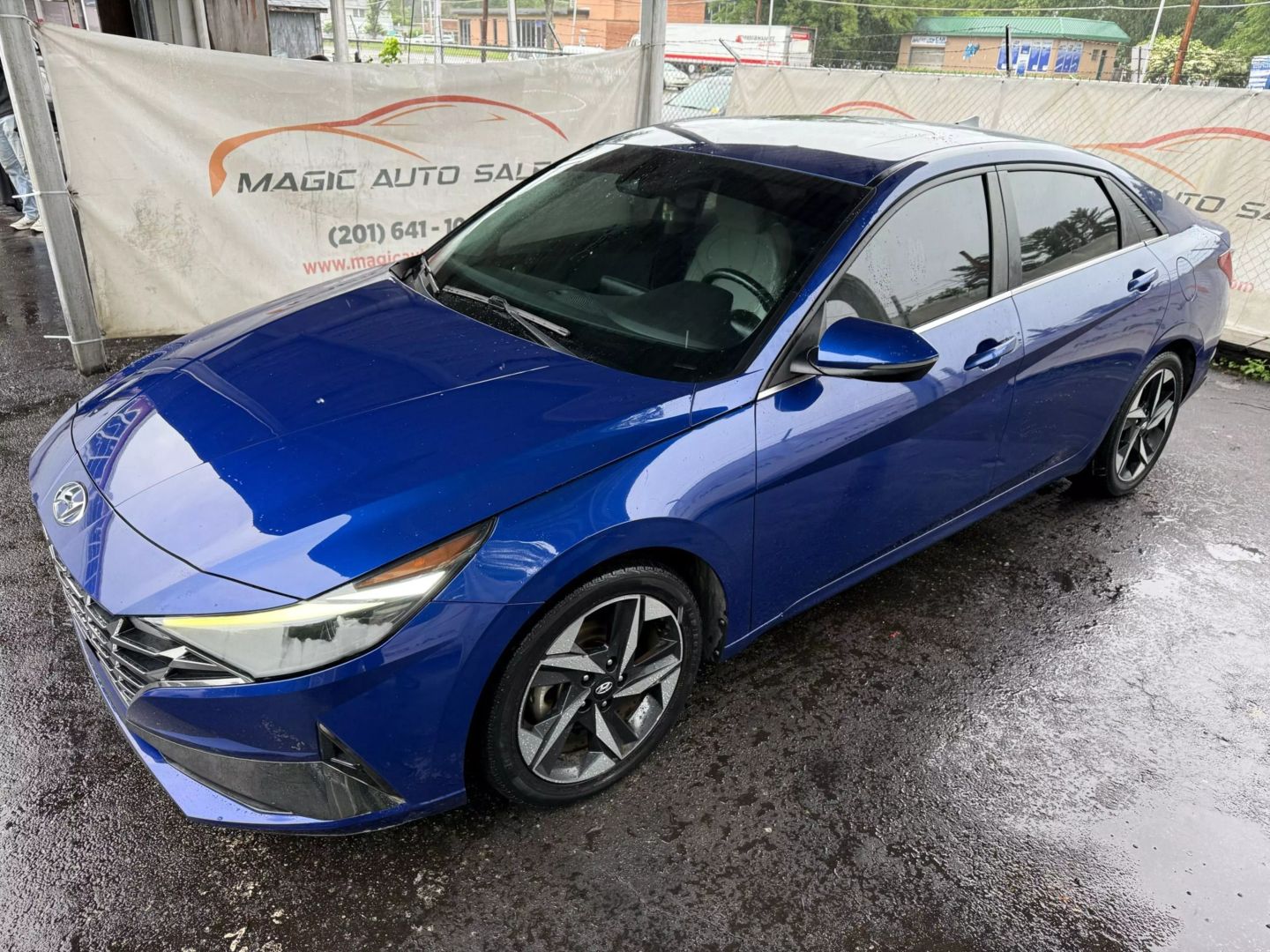 2021 Hyundai Elantra - Image 8