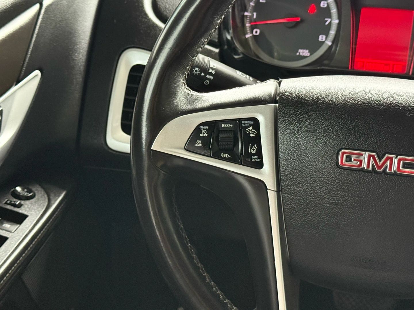 2016 Gmc Terrain - Image 31