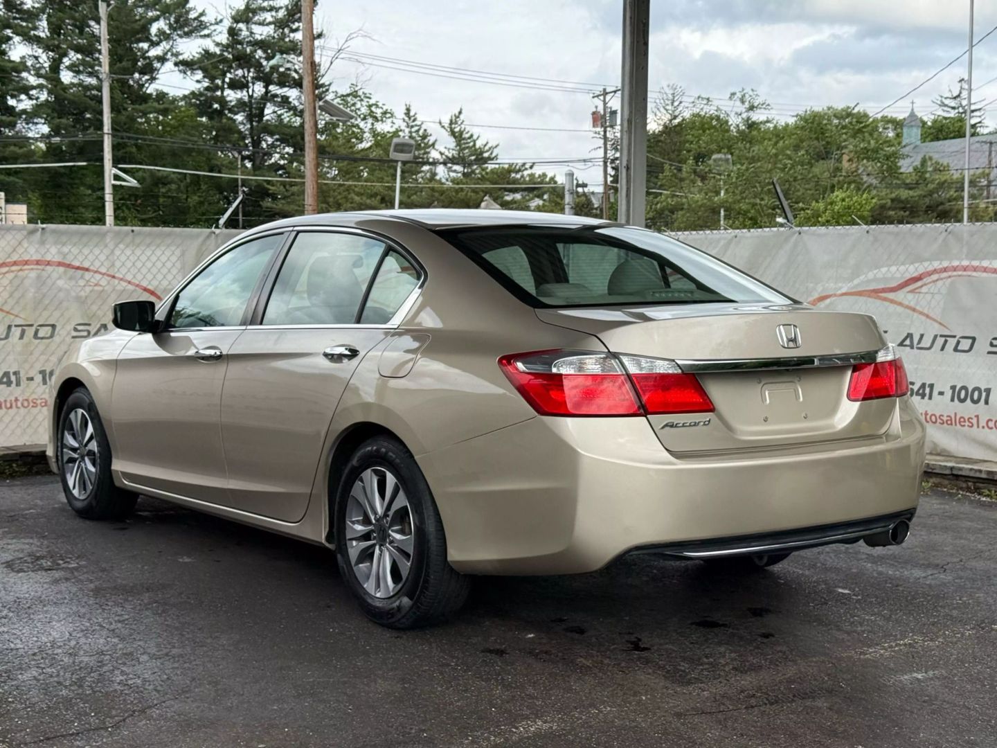 2015 Honda Accord - Image 9
