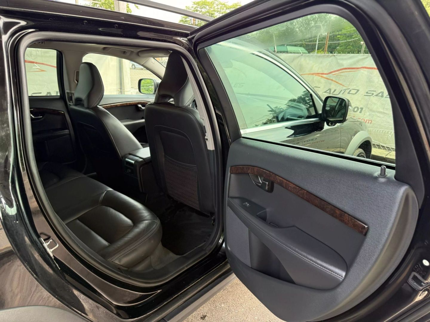 2016 Volvo Xc70 - Image 21