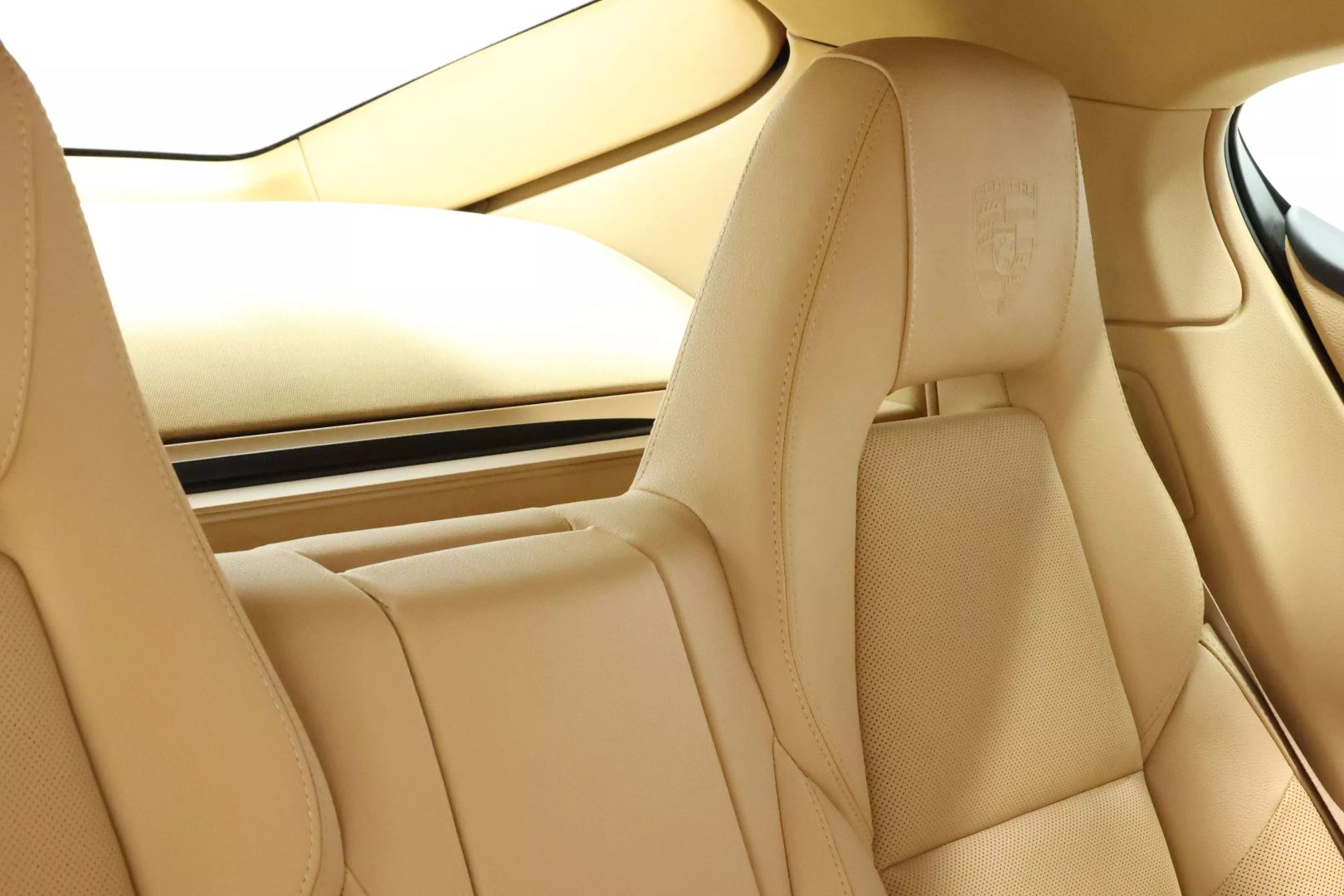 2014 Porsche Panamera - Image 83