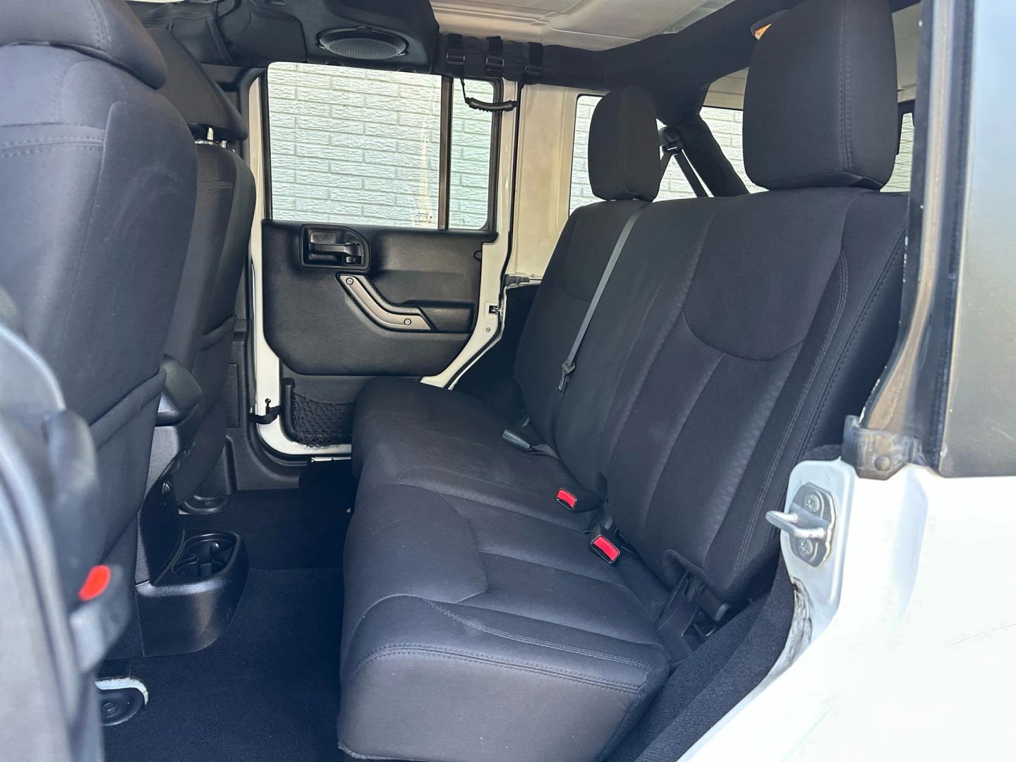 2014 Jeep Wrangler - Image 17