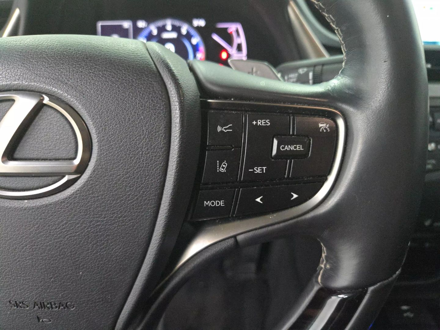 2021 Lexus Es - Image 30
