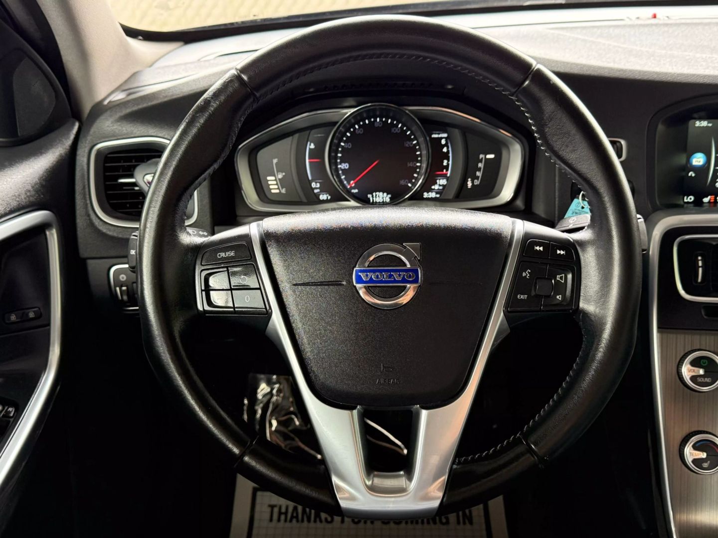 2016 Volvo S60 - Image 33
