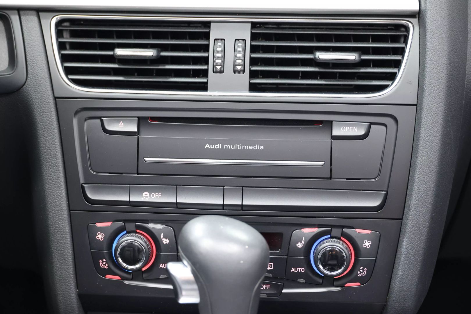 2012 Audi A5 - Image 35