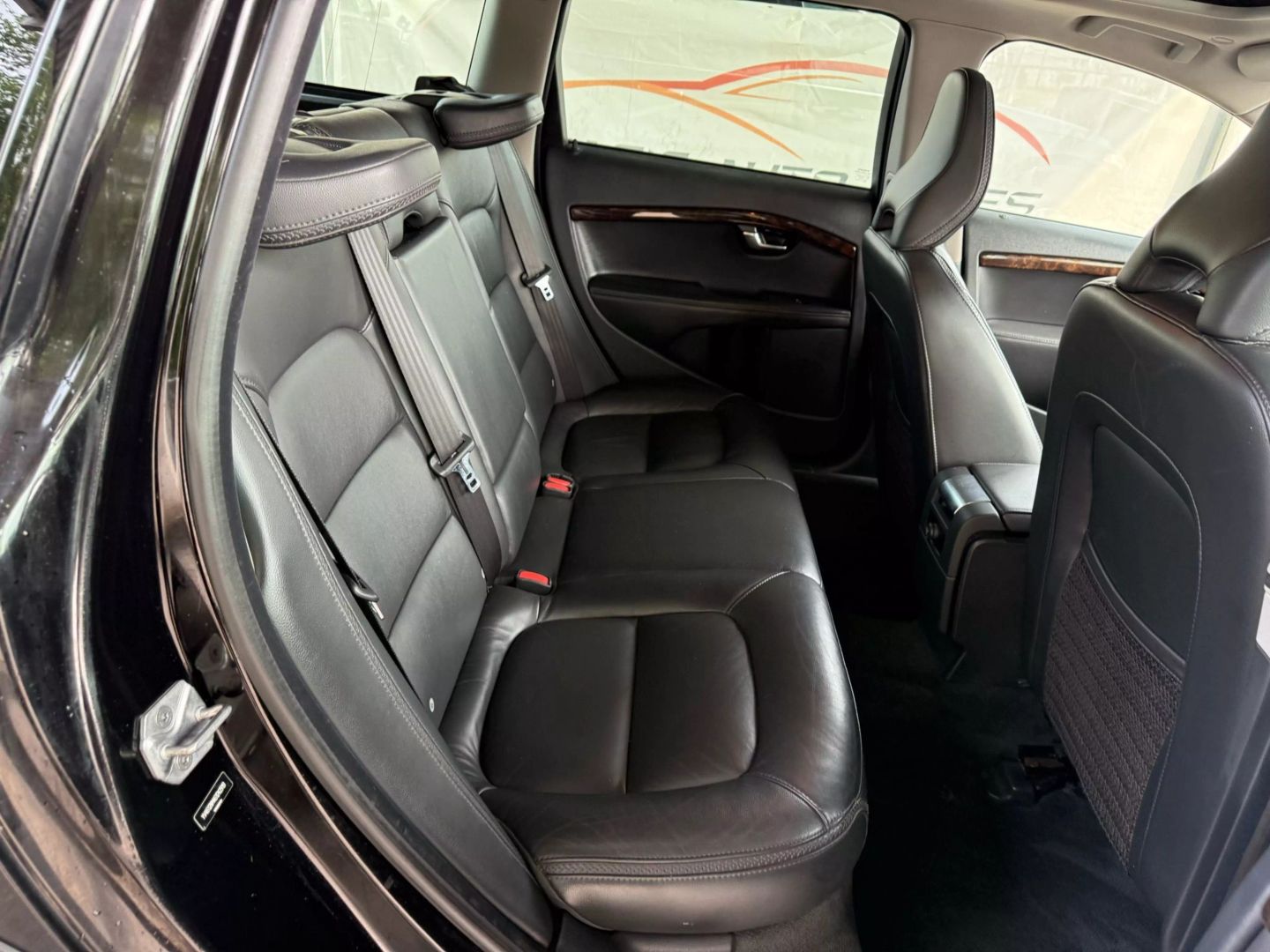 2016 Volvo Xc70 - Image 22