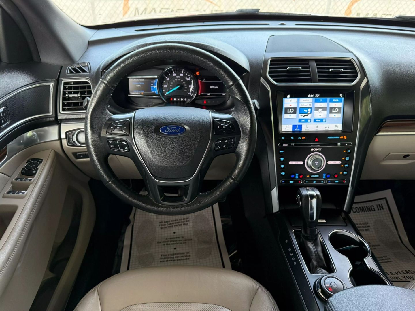 2018 Ford Explorer - Image 34