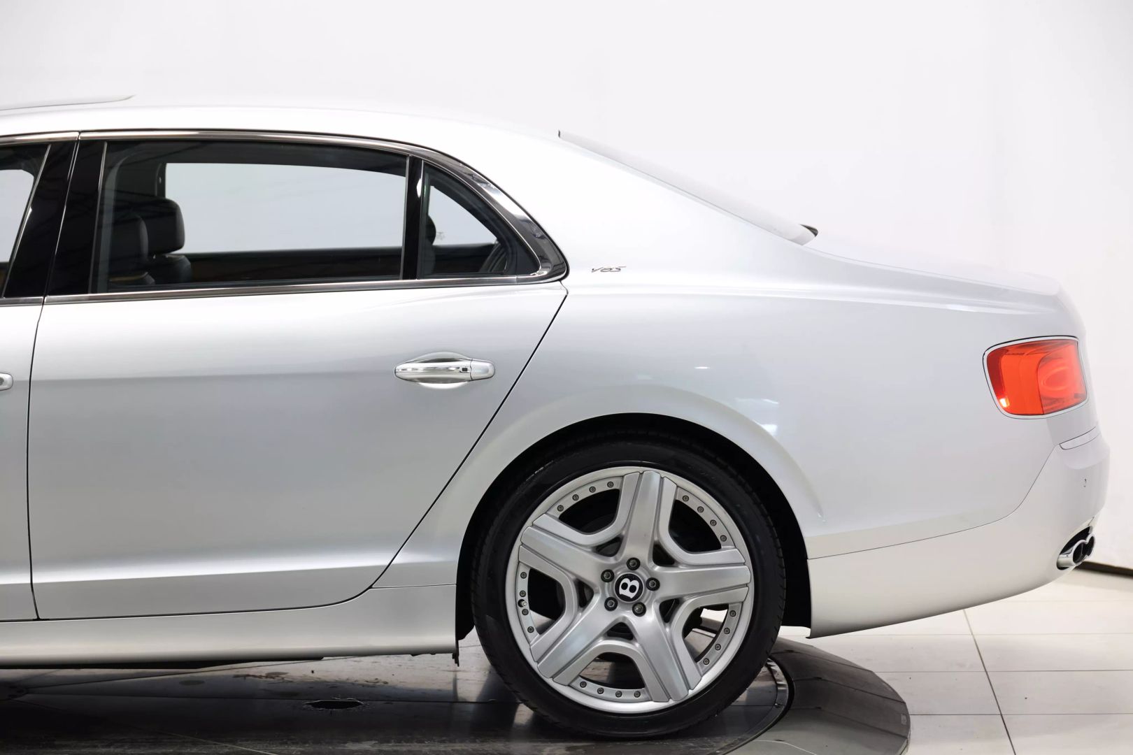2017 Bentley Flying Spur - Image 8