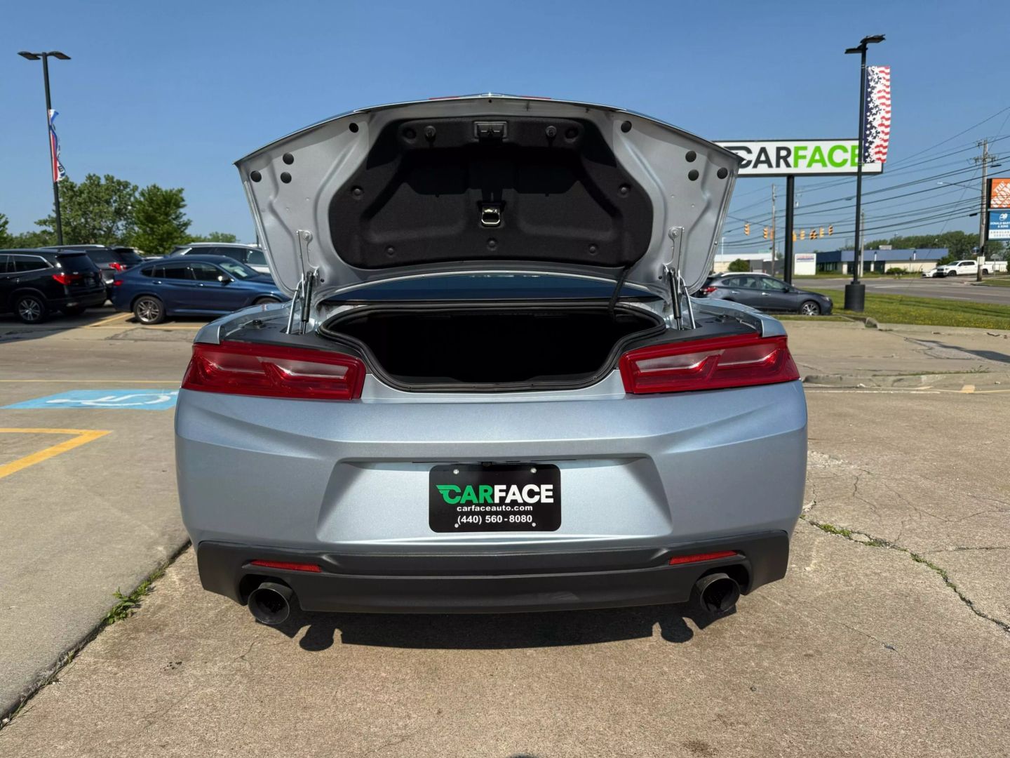 2017 Chevrolet Camaro - Image 11