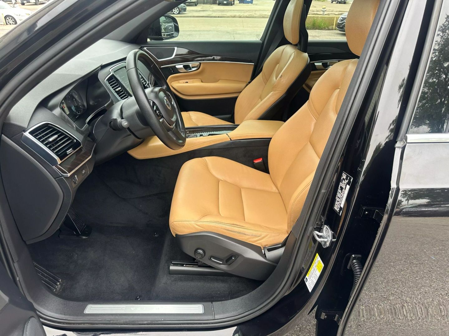 2017 Volvo Xc90 - Image 15
