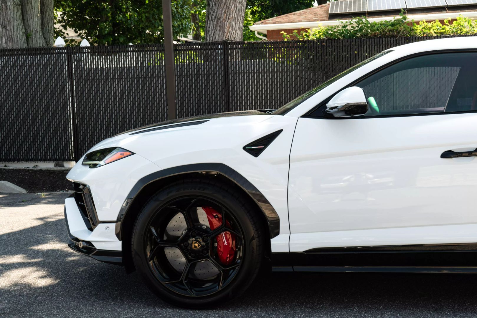 2024 Lamborghini Urus - Image 15