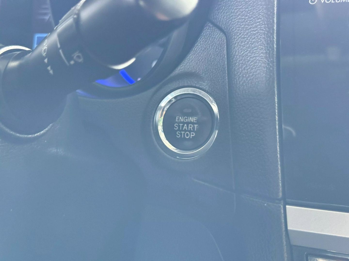 2016 Subaru Legacy - Image 32