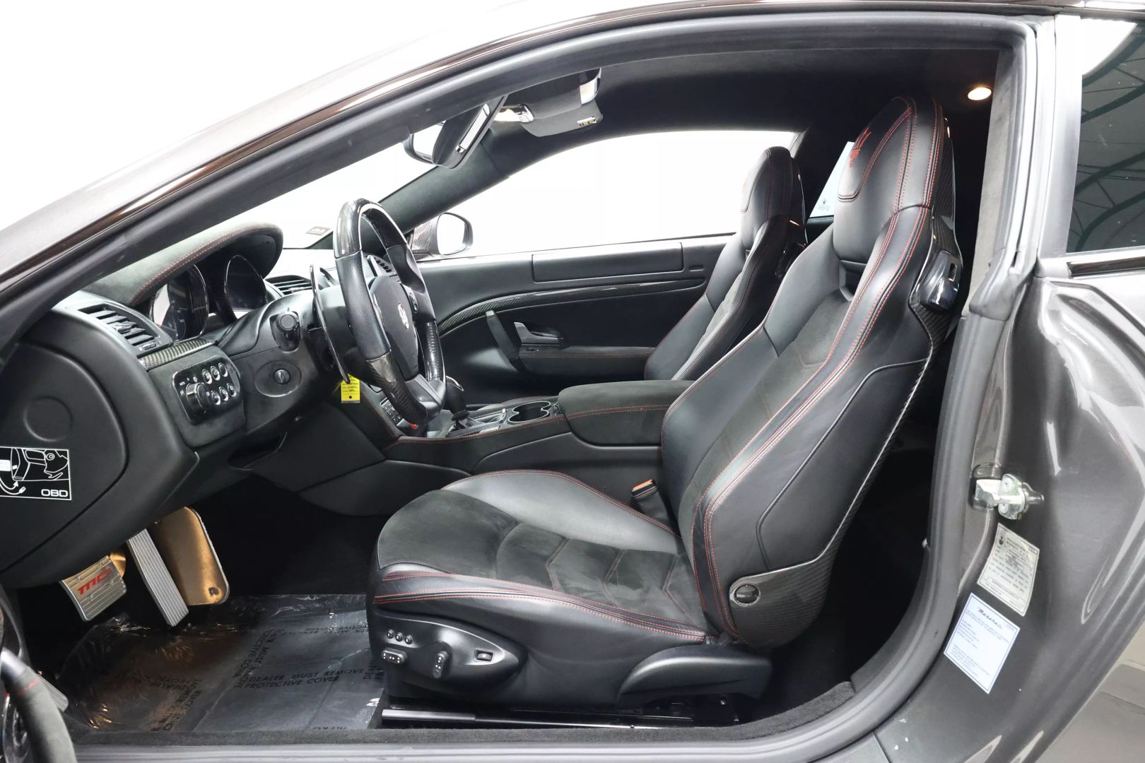2014 Maserati Granturismo - Image 13