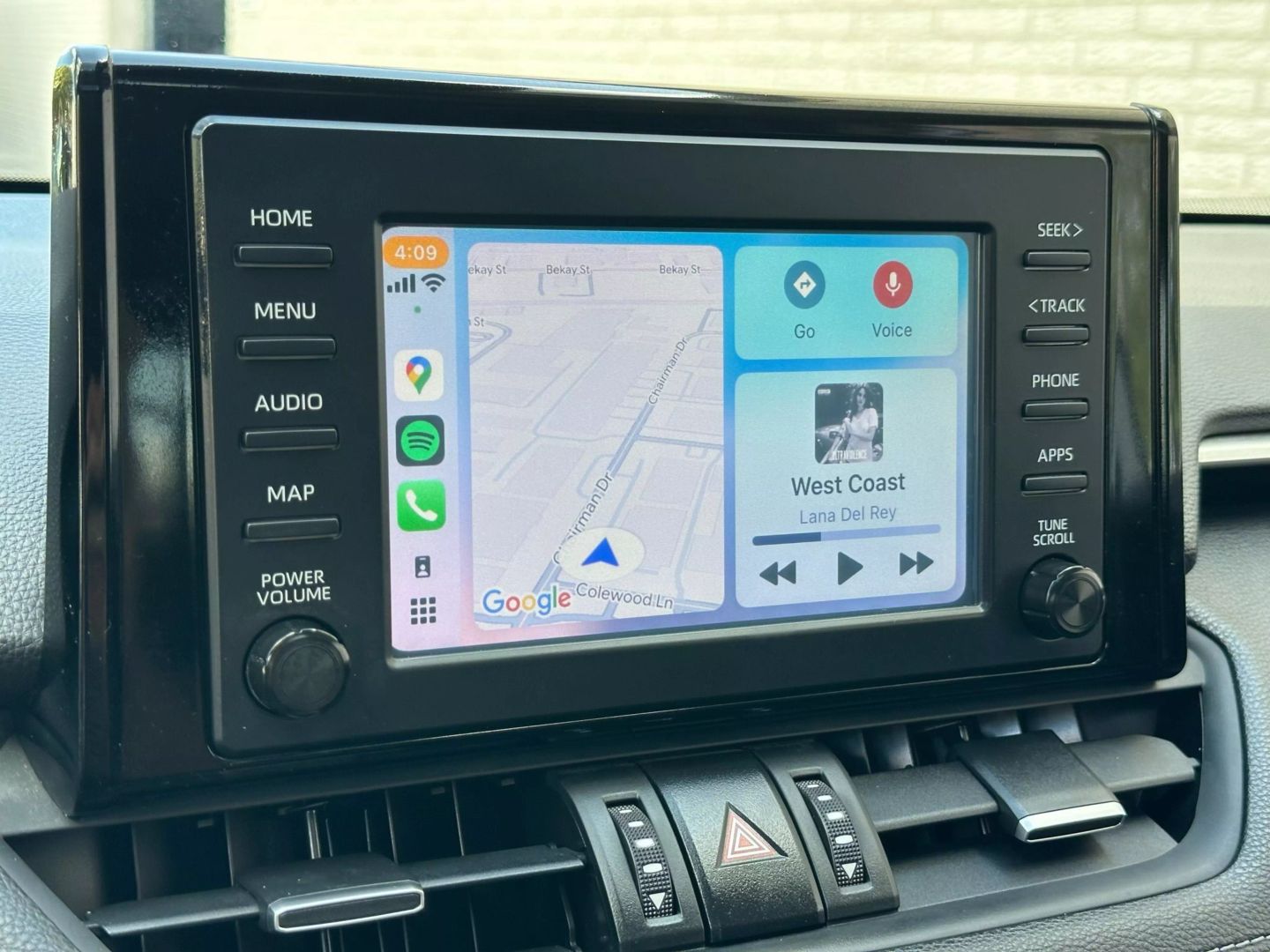 2019 Toyota Rav4 - Image 31