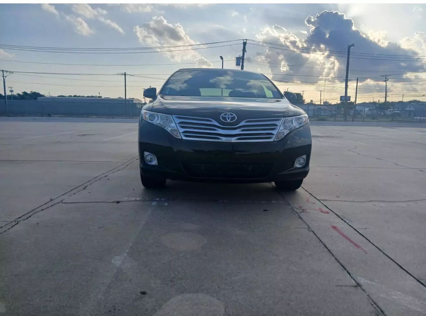 2012 Toyota Venza - Image 2