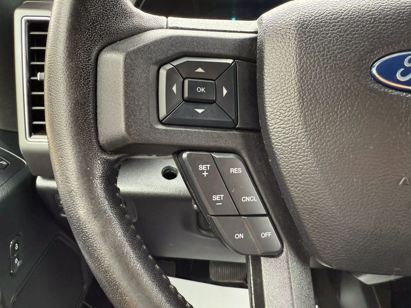 2019 Ford F150 Supercrew Cab - Image 31