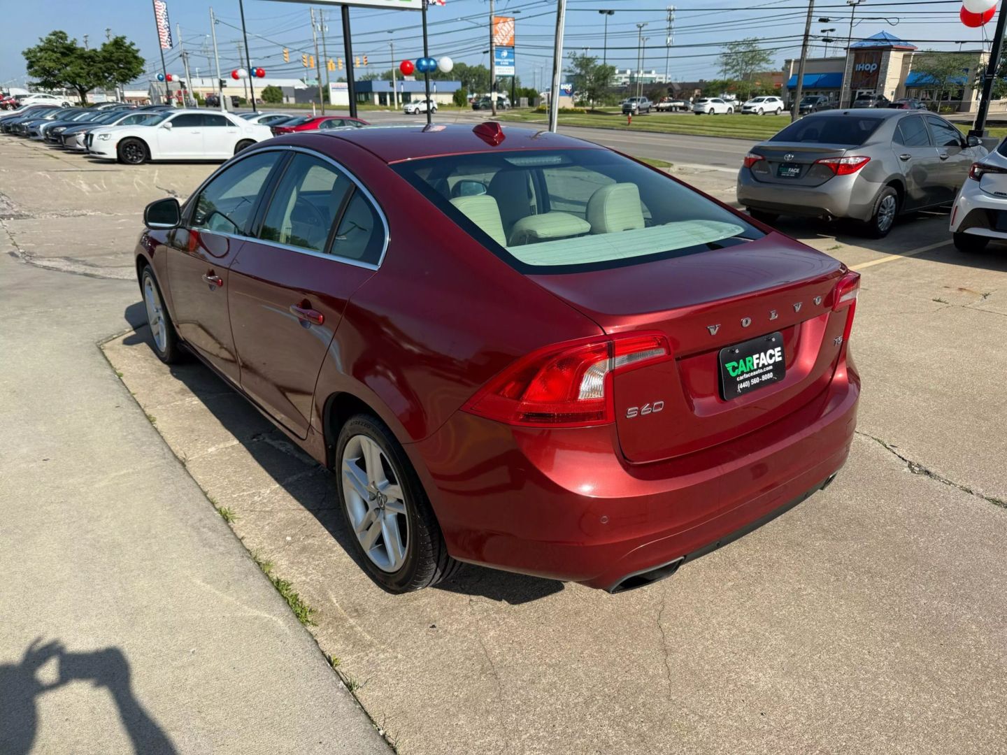 2015 Volvo S60 - Image 8