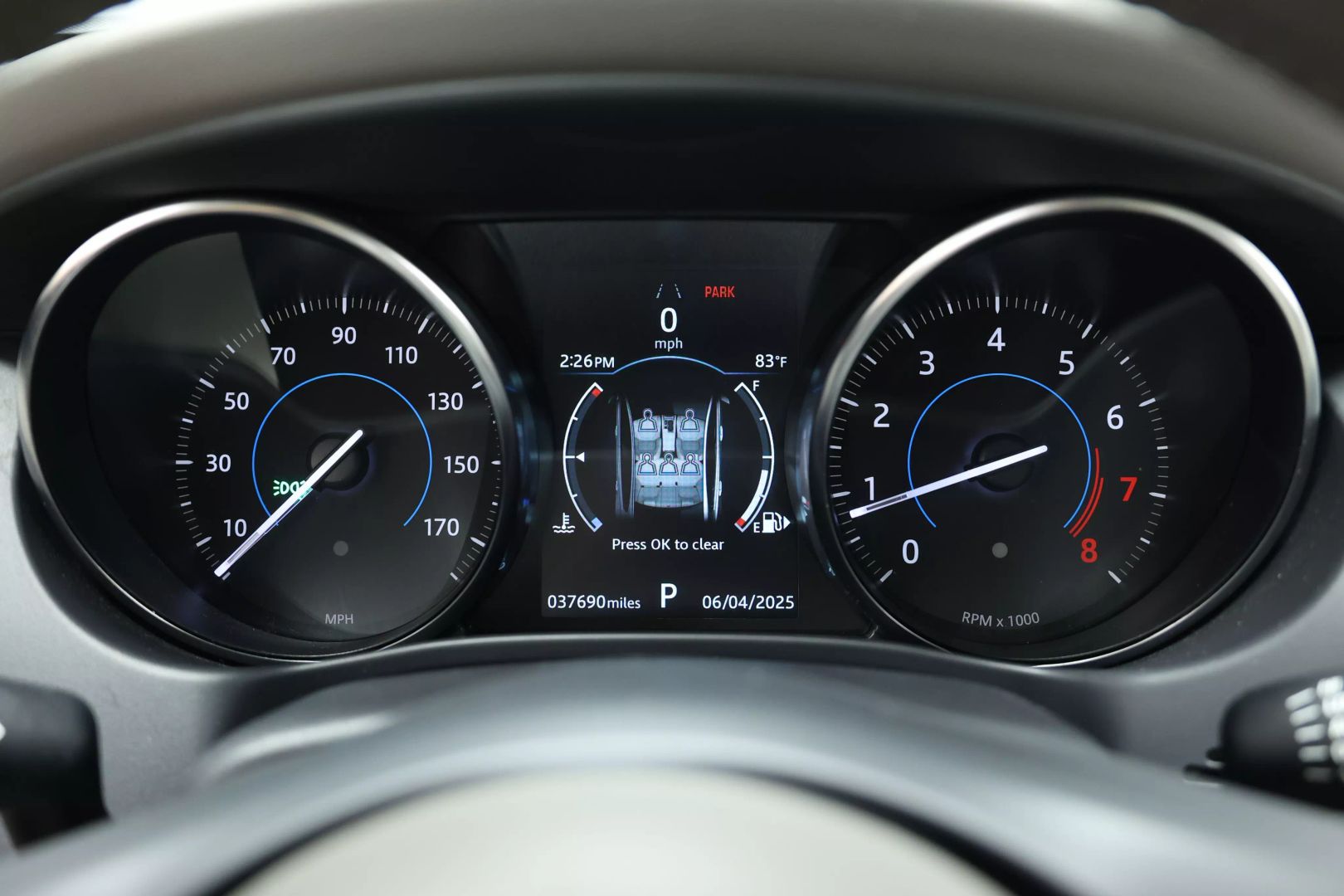 2019 Jaguar Xe - Image 29