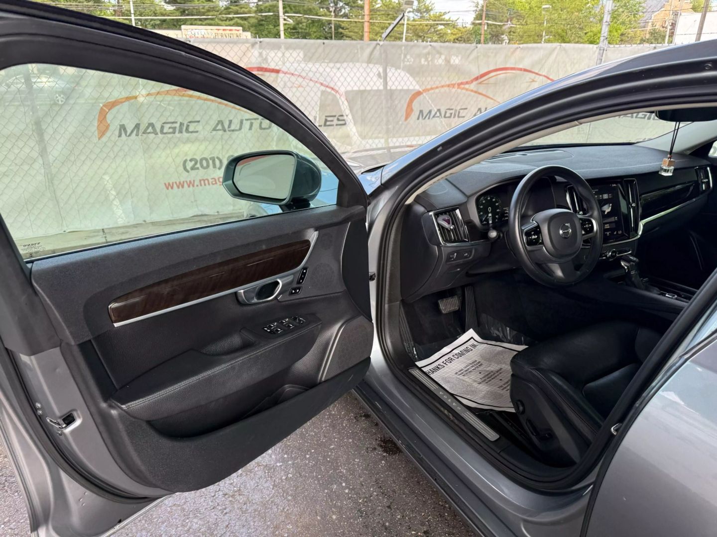 2018 Volvo S90 - Image 14