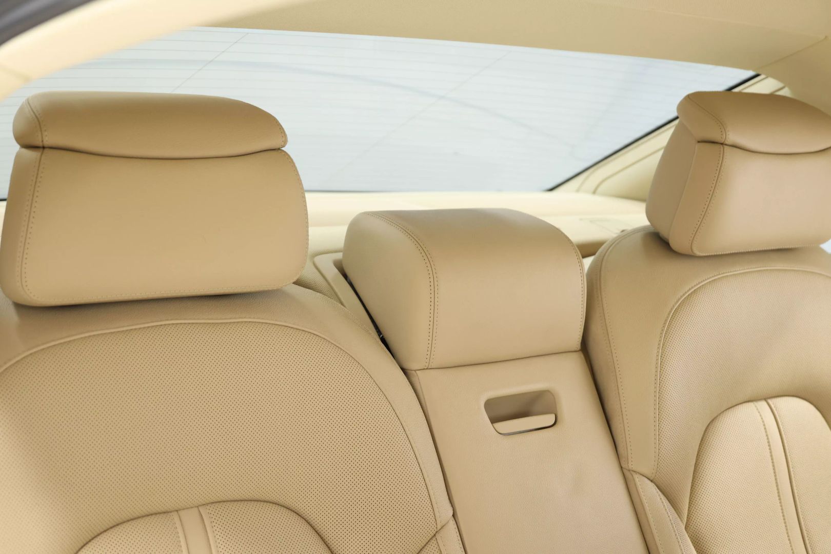 2015 Audi A8 - Image 83