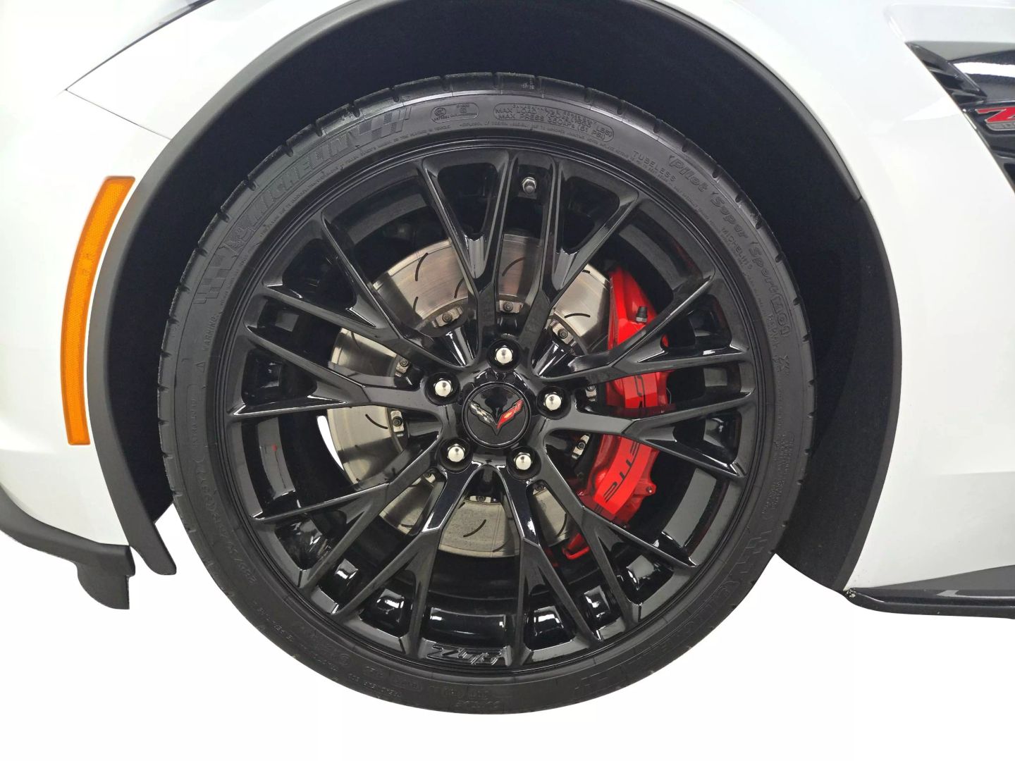 2019 Chevrolet Corvette - Image 24