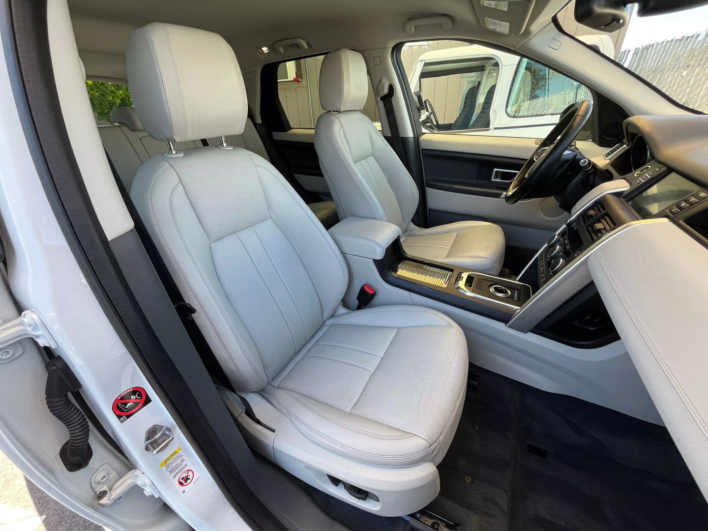 2019 Land Rover Discovery Sport  Vin: Salcp2fxxkh810080 Stock Id: 810080 - Image 12