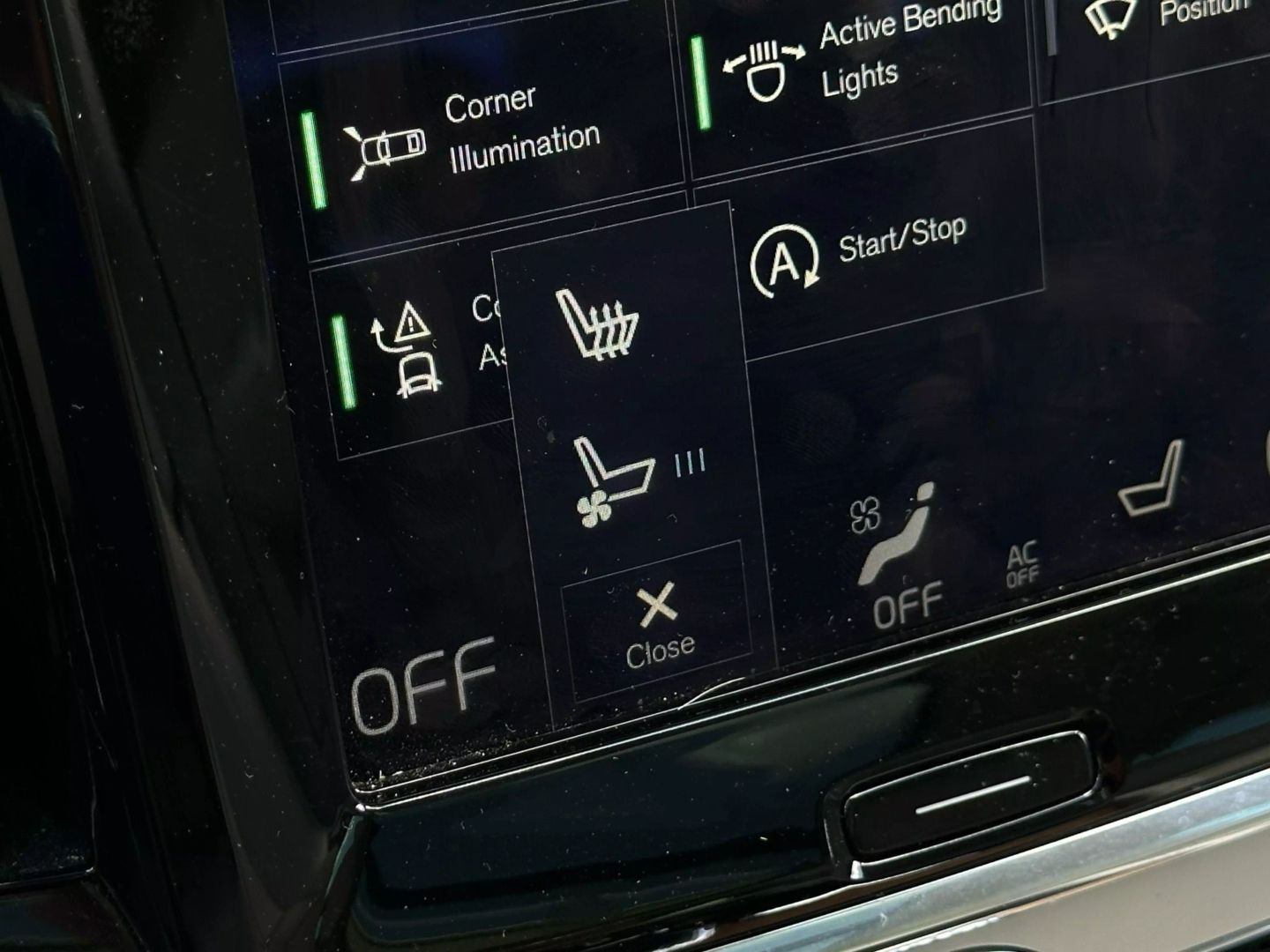 2018 Volvo S90 - Image 38