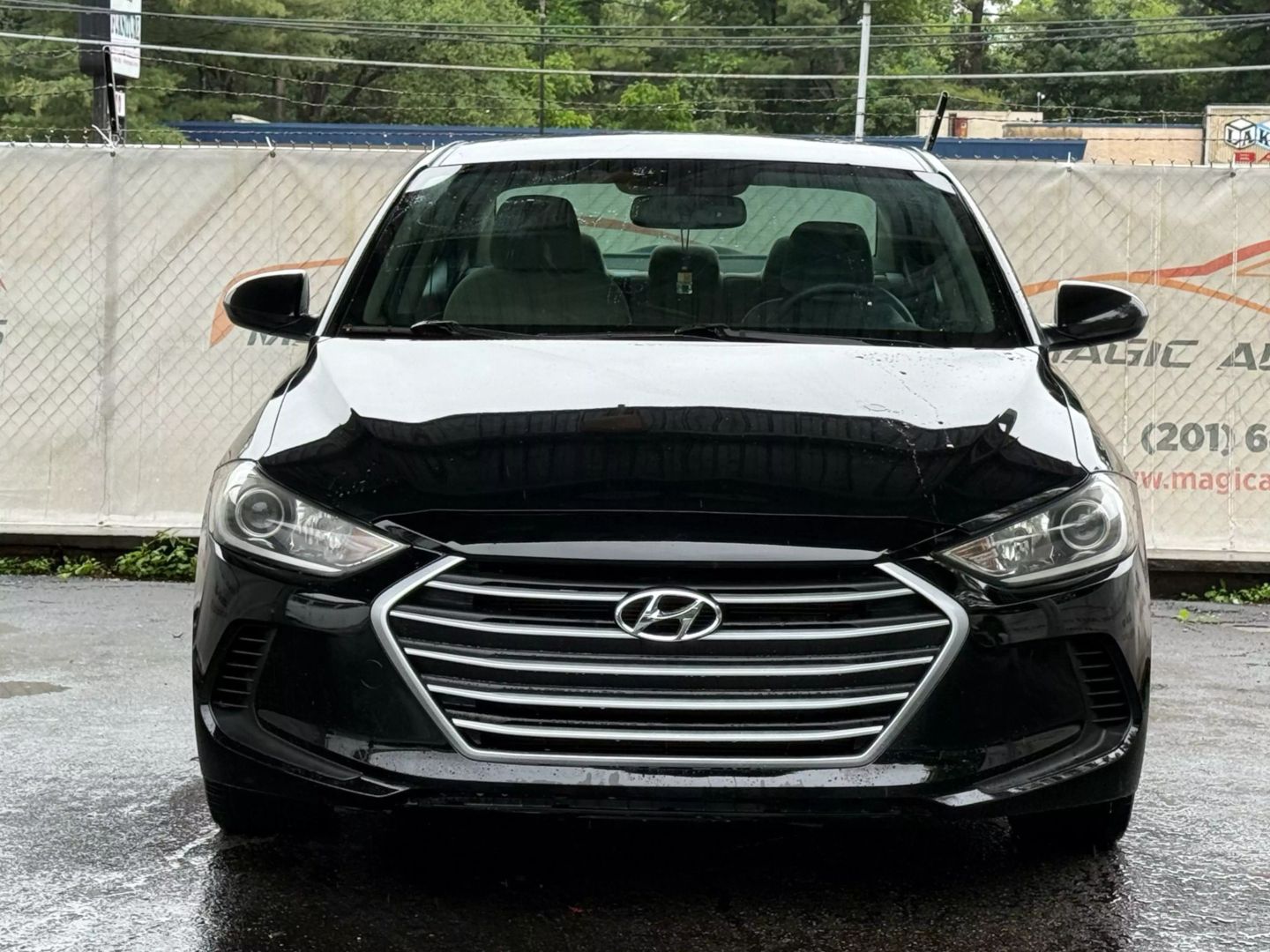 2018 Hyundai Elantra - Image 5
