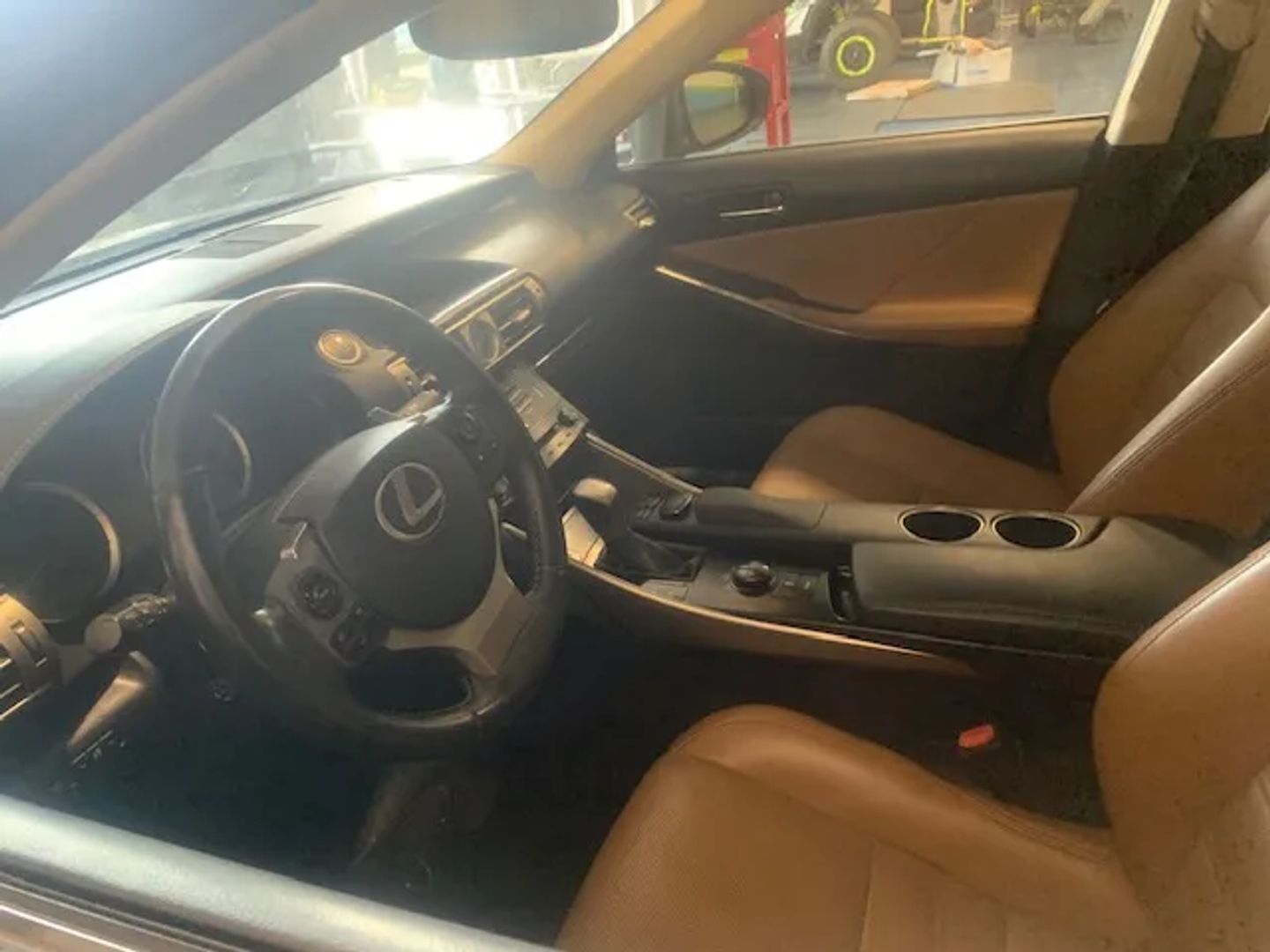 2014 Lexus Is Is 250 Sedan 4d - Image 3