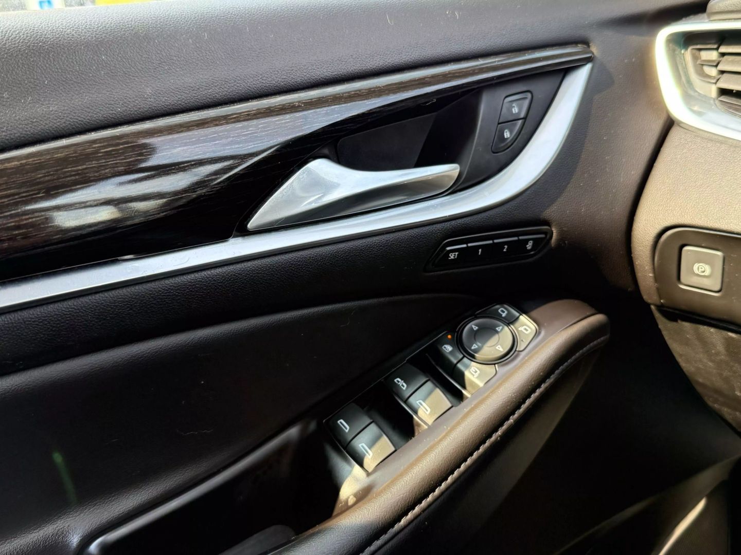 2020 Buick Enclave - Image 51