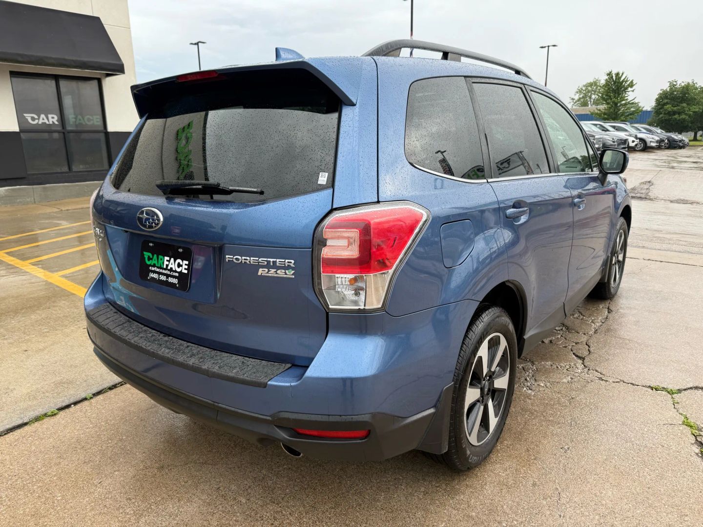 2017 Subaru Forester - Image 15