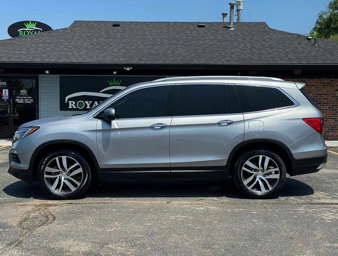 2018 Honda Pilot - Image 8