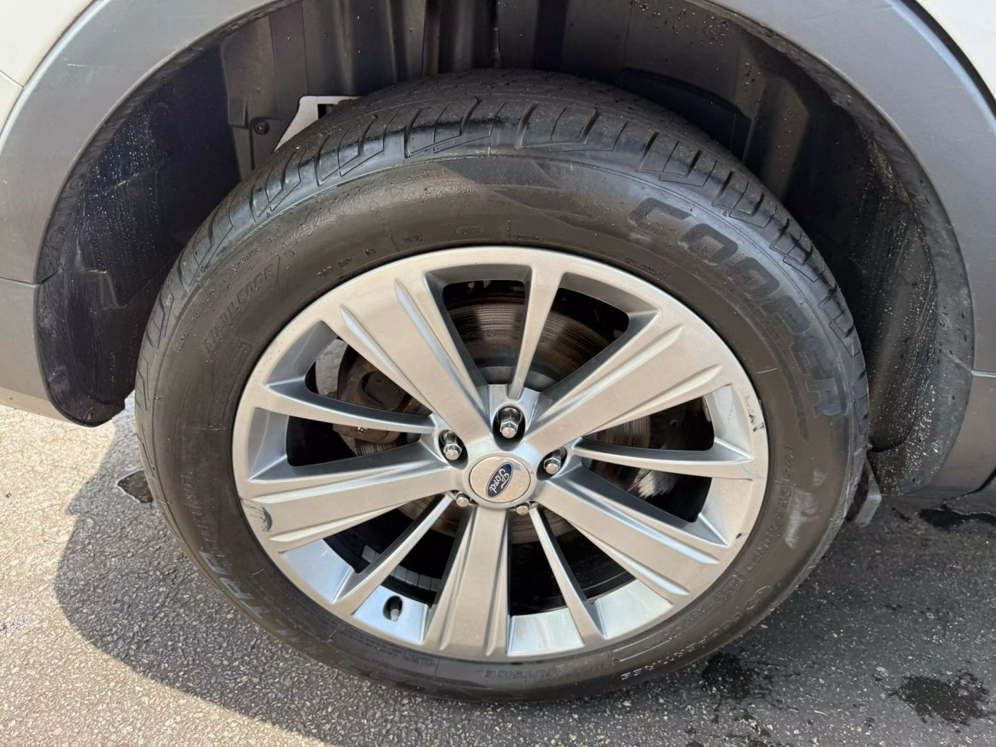 2018 Ford Explorer - Image 50