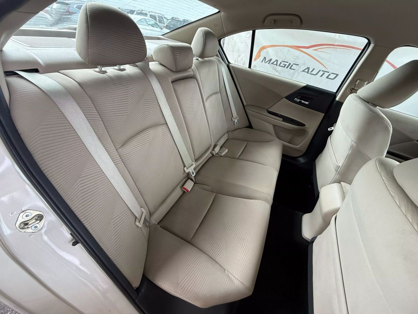 2015 Honda Accord - Image 23