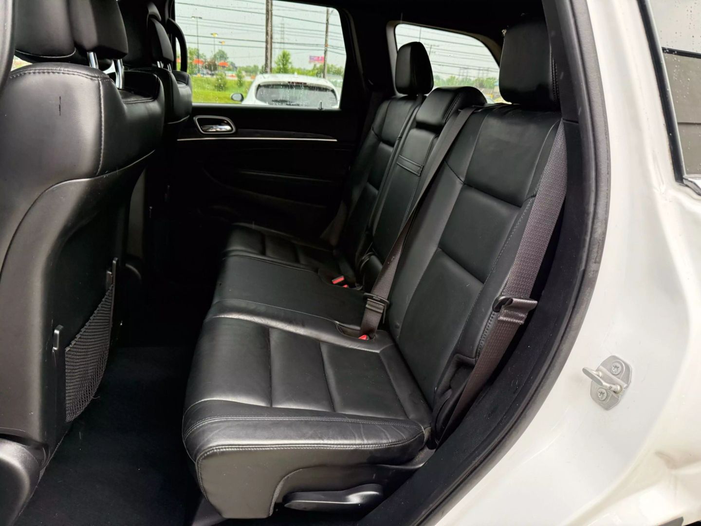 2019 Jeep Grand Cherokee - Image 21