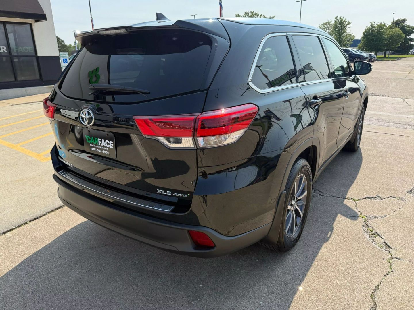 2019 Toyota Highlander - Image 15