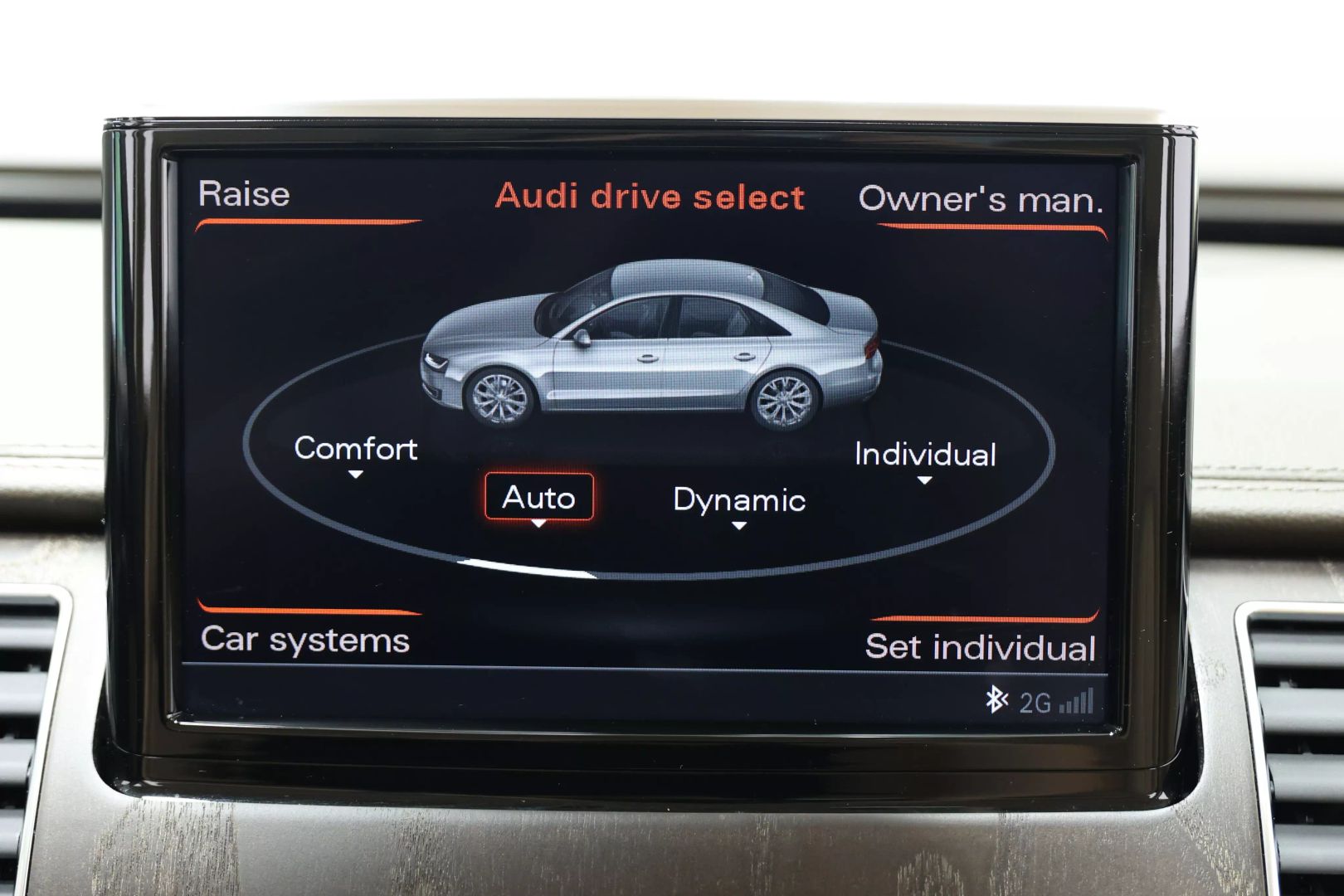 2015 Audi A8 - Image 34