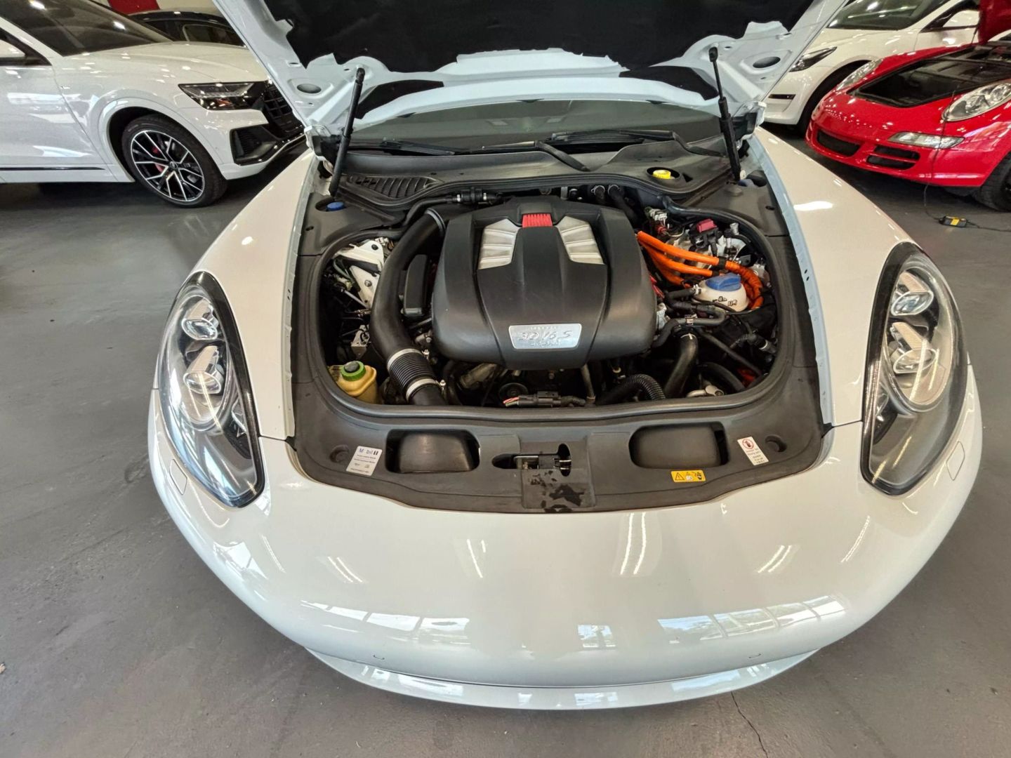 2014 Porsche Panamera S E-hybrid Sedan 4d - Image 38