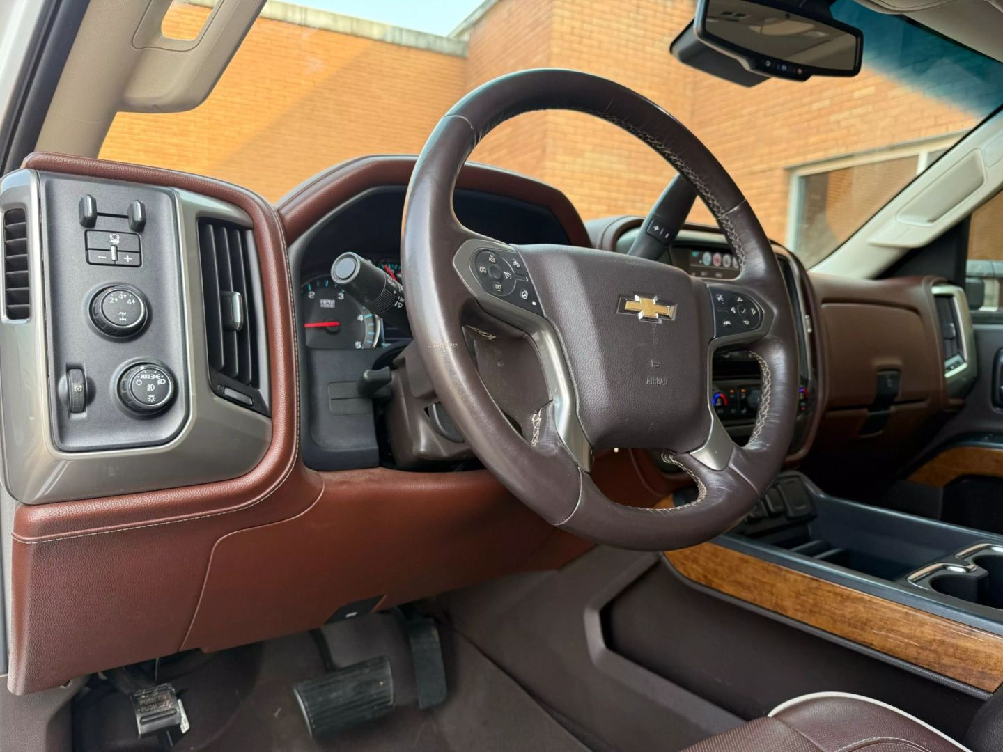 2016 Chevrolet Silverado 2500 Hd Crew Cab - Image 11