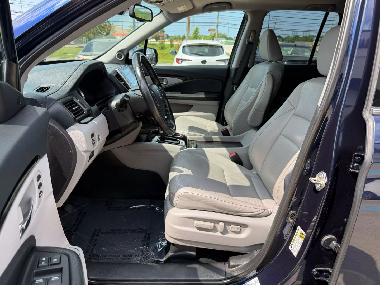 2018 Honda Ridgeline - Image 15