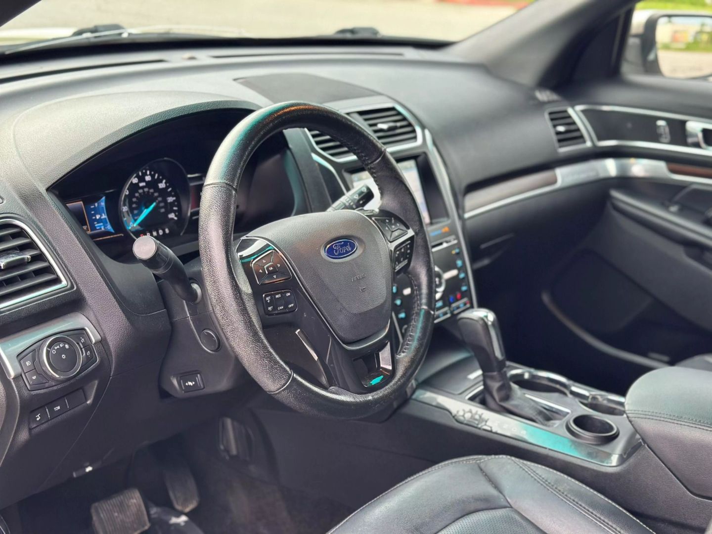 2017 FORD EXPLORER SUV 4-CYL, ECOBOOST, 2.3T LIMITED SPORT UTILITY 4D