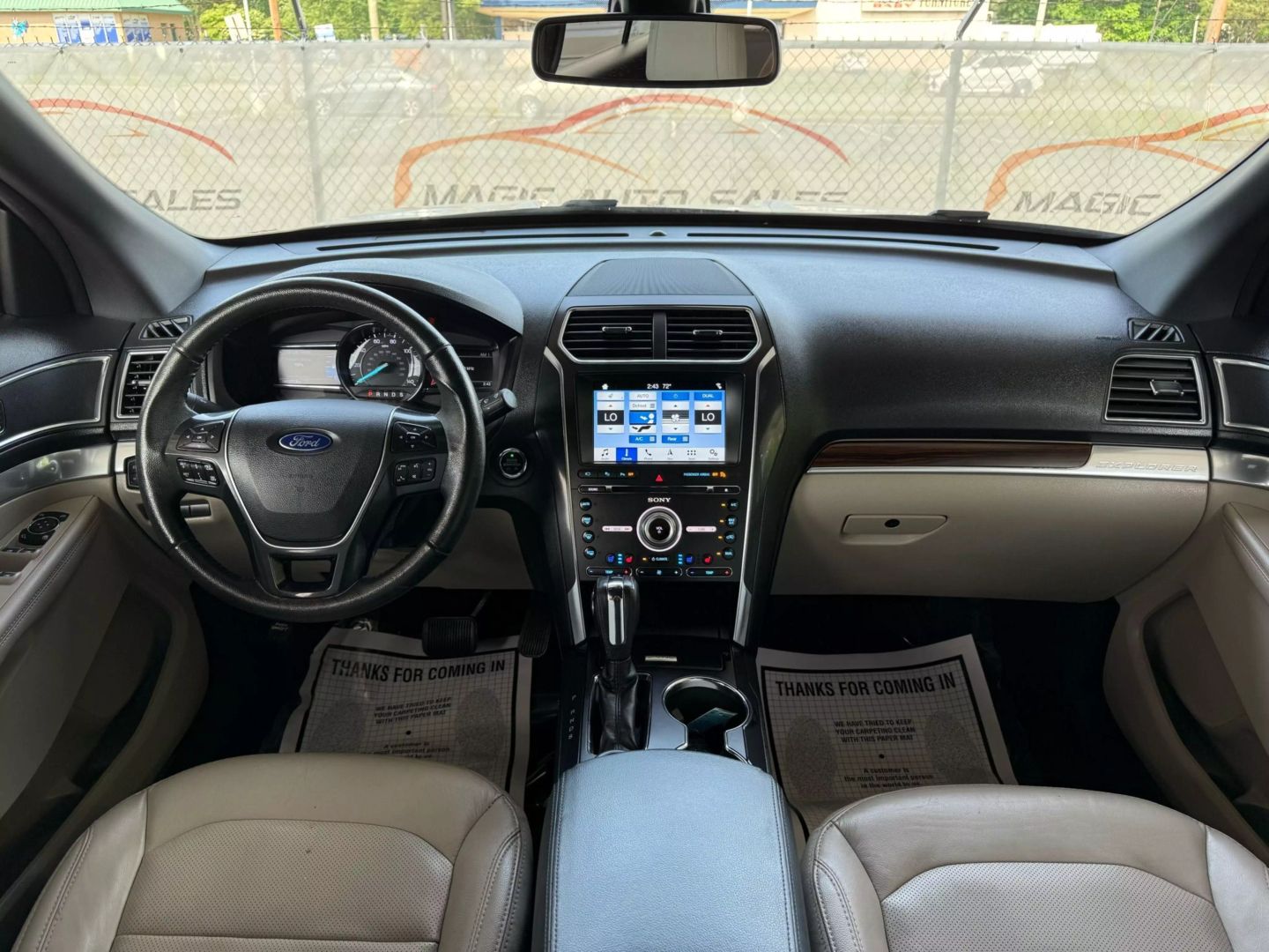 2018 Ford Explorer - Image 28