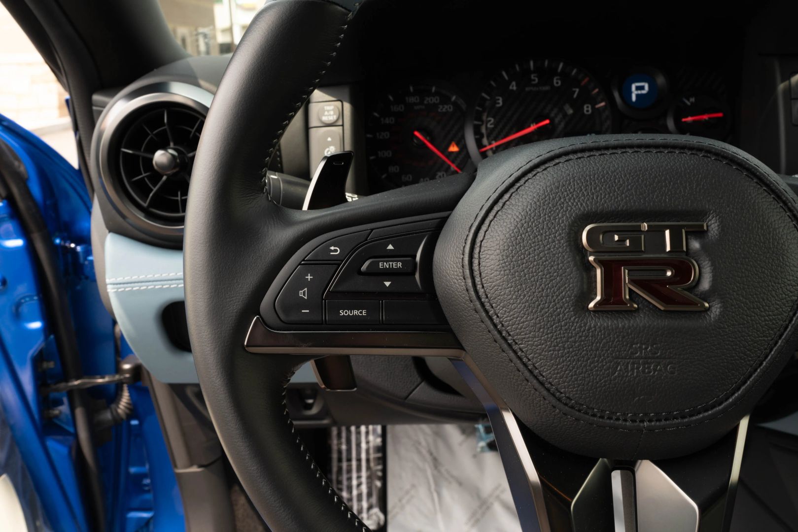 2024 Nissan Gt-r - Image 39