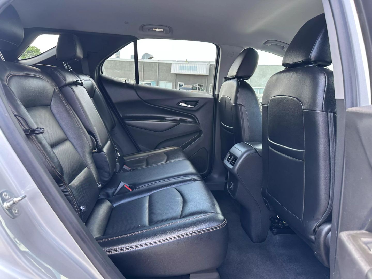 2021 Chevrolet Equinox - Image 24